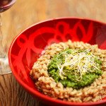 Risoto de Carbernet com pesto de couve