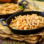 Macarrão integral de forno com legumes