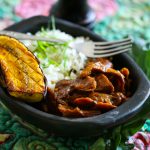 Carne de sol com shitake e cachaça